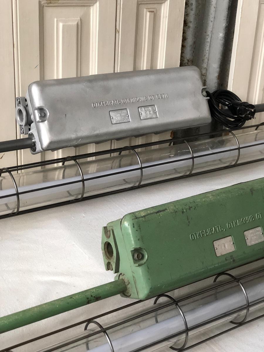 Colored industrial TL LED lights Grey/Green/Silver 1.65m long!