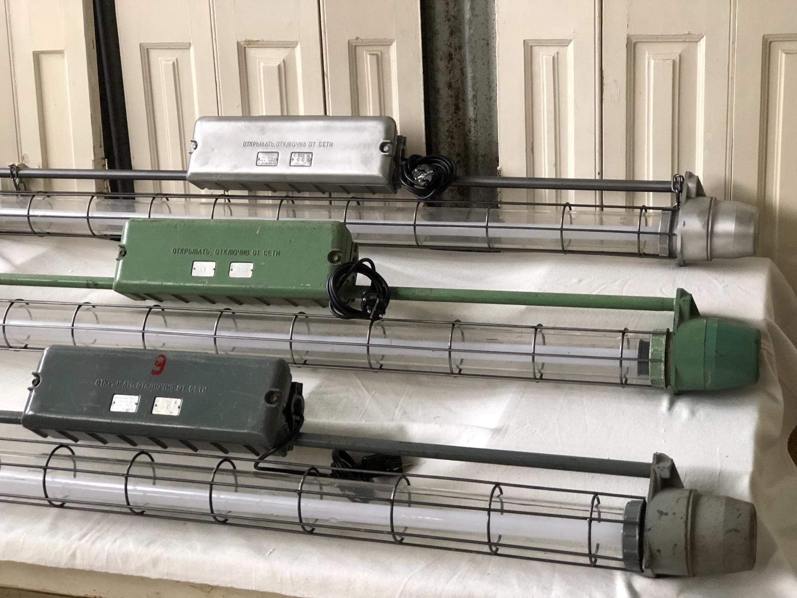 Colored industrial TL LED lights Grey/Green/Silver 1.65m long!