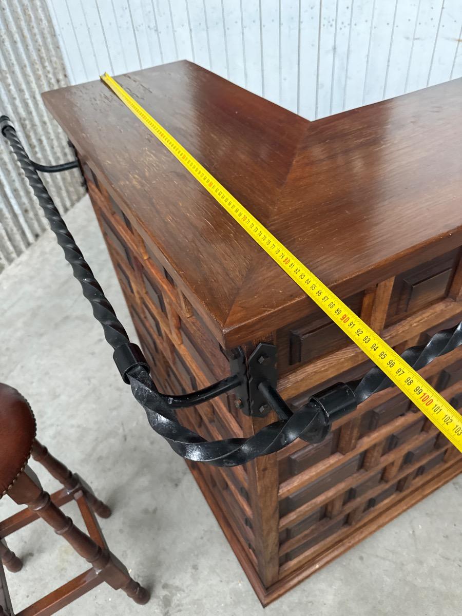 Complete bar