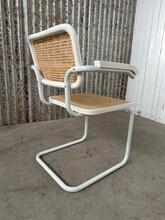 Armstoel Design stijl in hout,