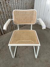 Armstoel Design stijl in hout,