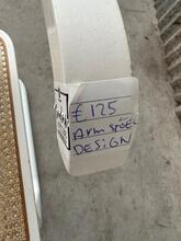 Armstoel Design stijl in hout,