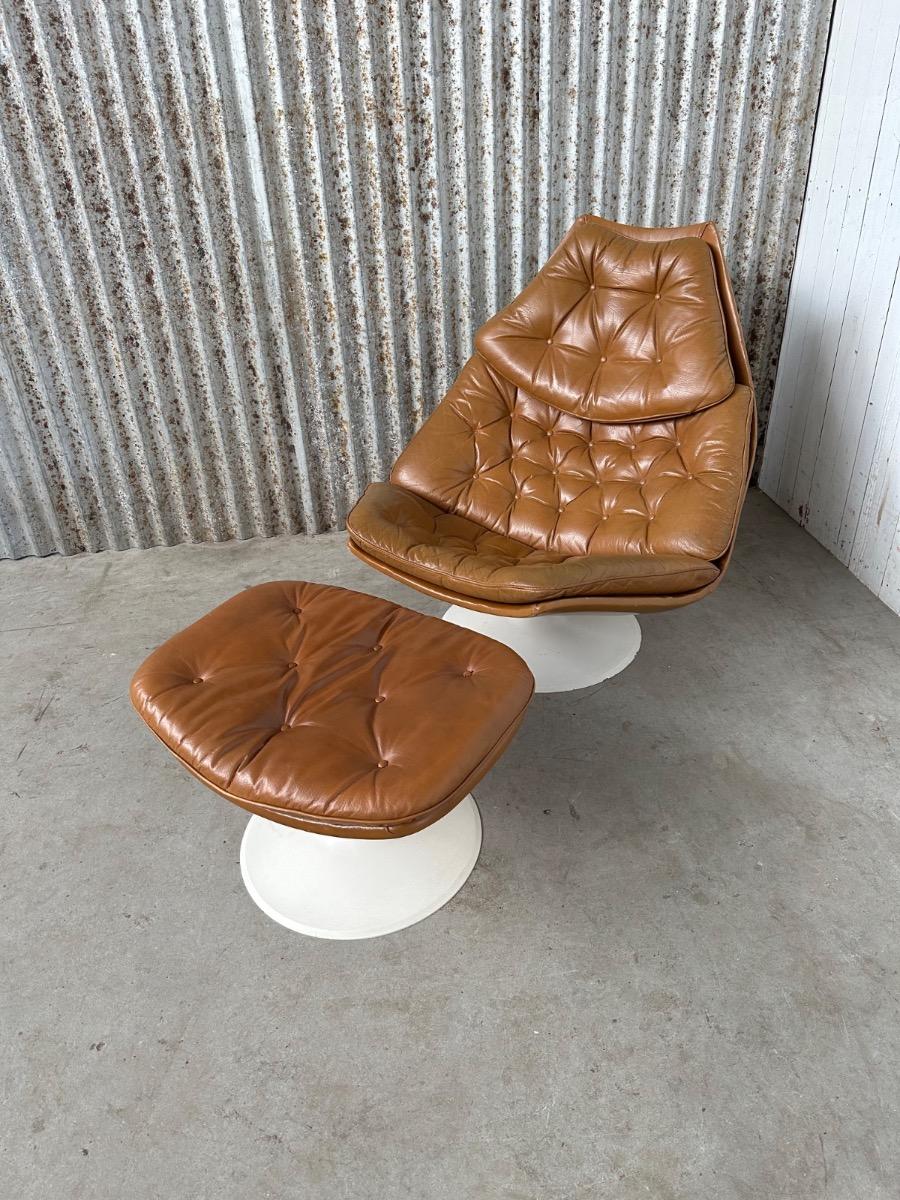 Designer Geoffrey D Harcourt Lounge fauteuil + hocker
