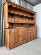 Grenen Kast