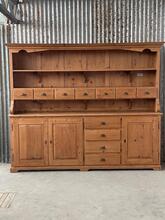 Grenen Kast