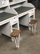 Industrial style Industrial workbench in Wood