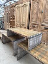 Hoge en lage tafels  industrueel stijl in hout , europa