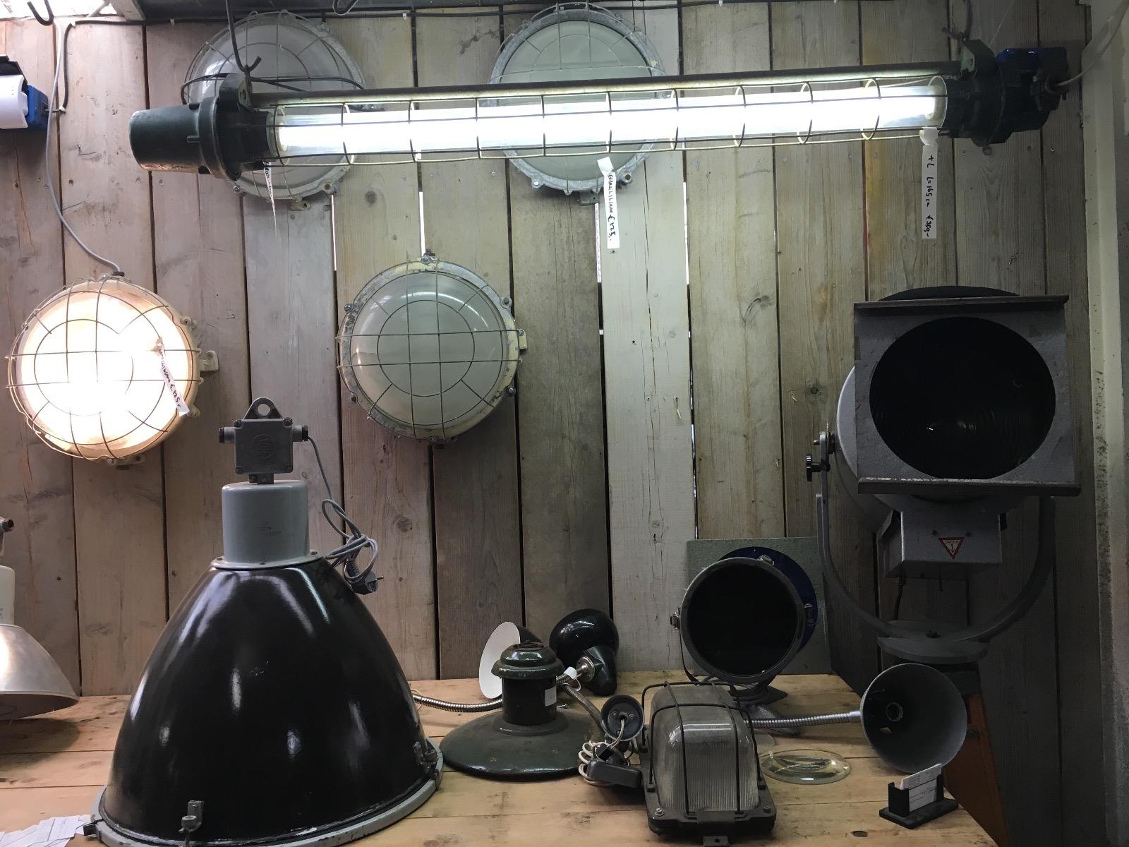More avaible TL Lamps Industrial