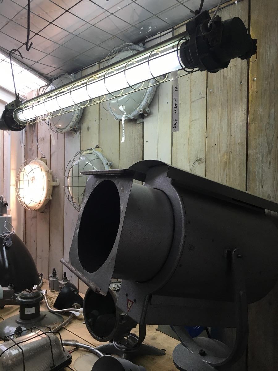 More avaible TL Lamps Industrial