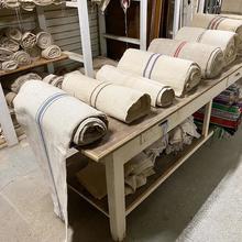 Antique style Linen in Fabric, Europe 20e eeuw