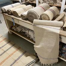 Antique style Linen in Fabric, Europe 20e eeuw