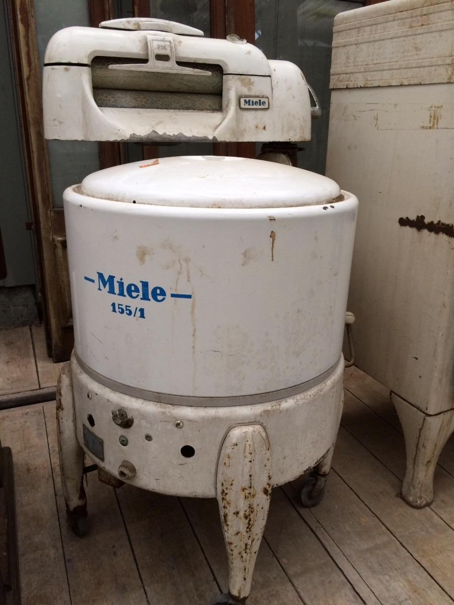 Old Vintage Washing machine 