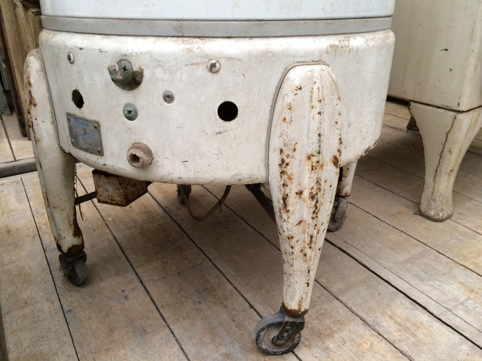 Old Vintage Washing machine 