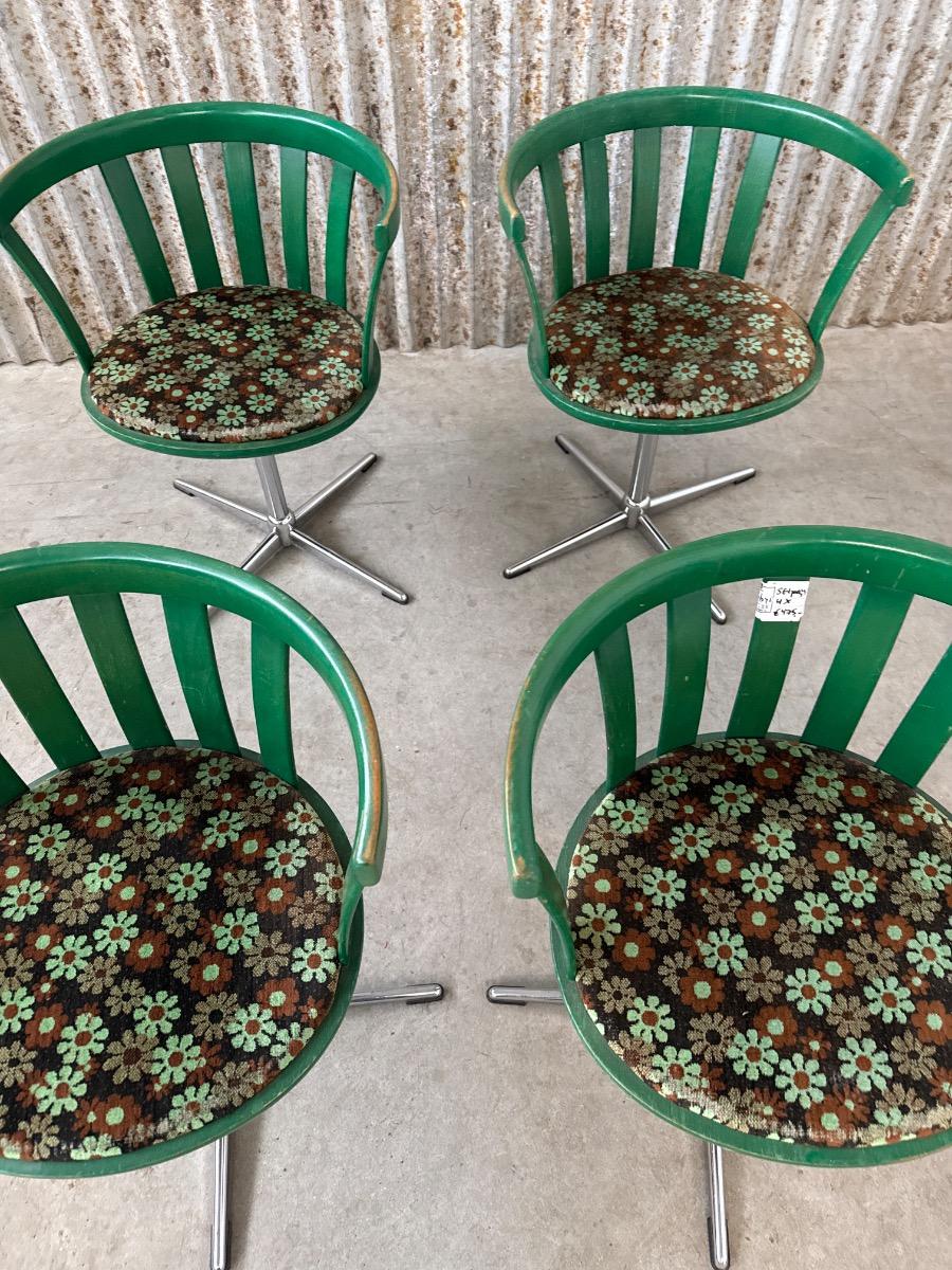 Retro Round green chairs with flowers