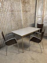 Tubax tafel stijl in Ijzer,