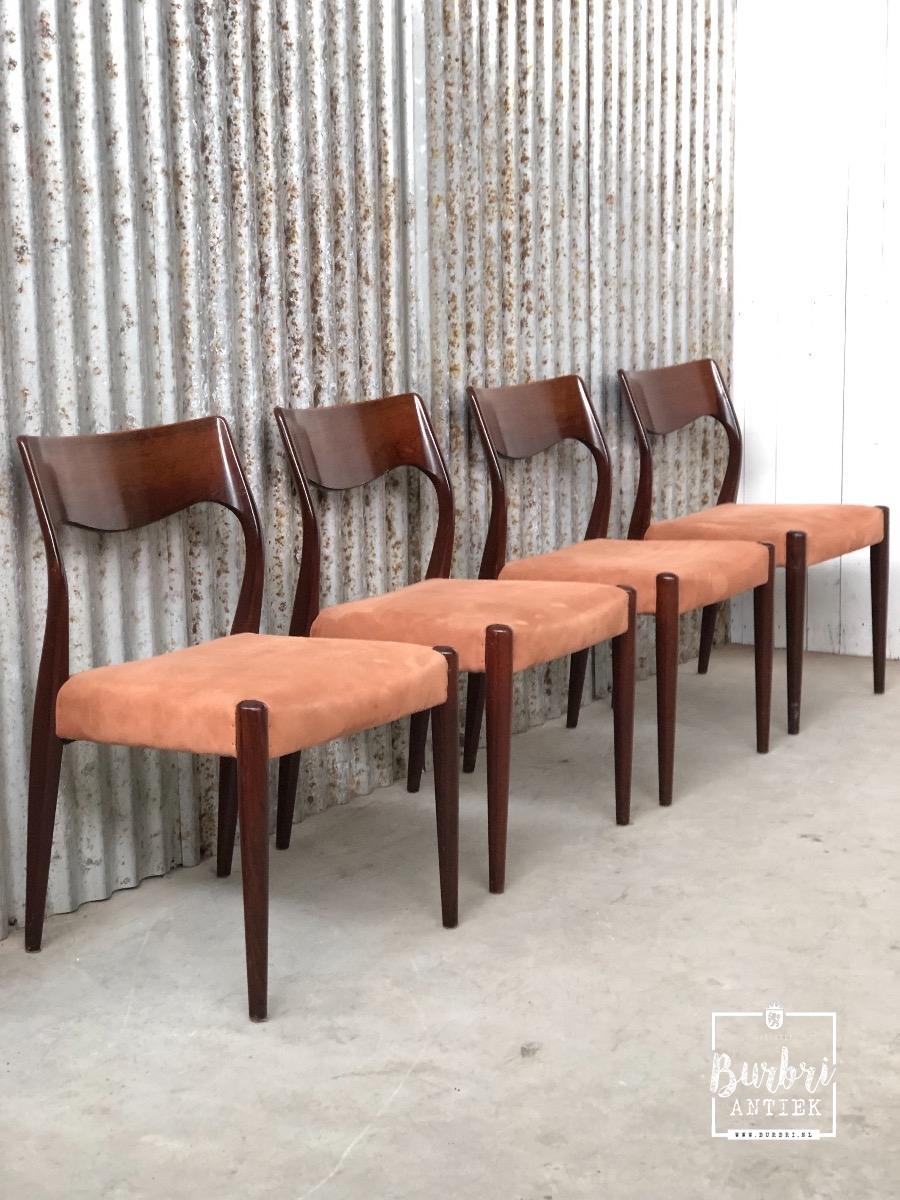 4 Design Niels Otto Moller Chairs Stoelen En Banken Design
