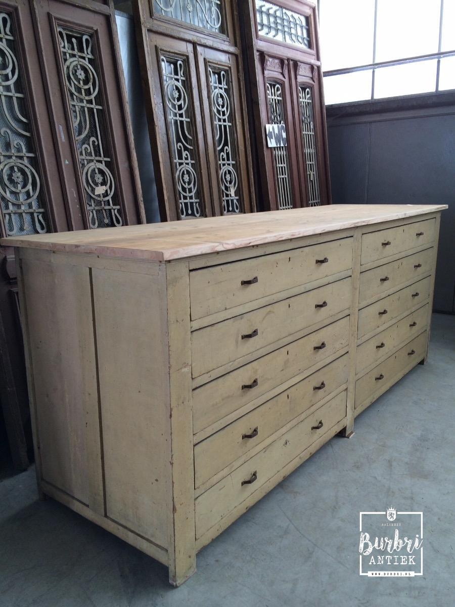 pijn doen Muf Mammoet Vintage Antique big cabinet with drawers - Antieke winkelkasten -  Winkelinrichtingen - Burbri