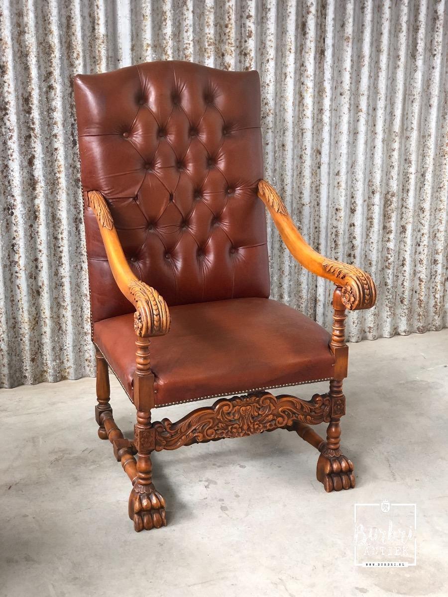Antique leather armchair Tafel & Stoelen Antieke meubels antieke stoel leer