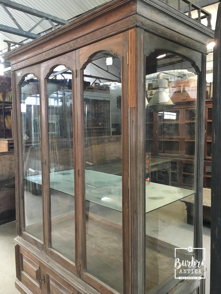 eindeloos Overtuiging oud Antique display case - Antieke vitrinekasten - Winkelinrichtingen - Burbri