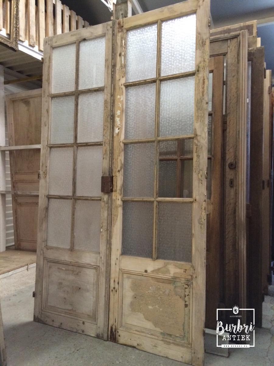 Building Antique set of doors - Antieke set glas - Oude bouwmaterialen - Burbri