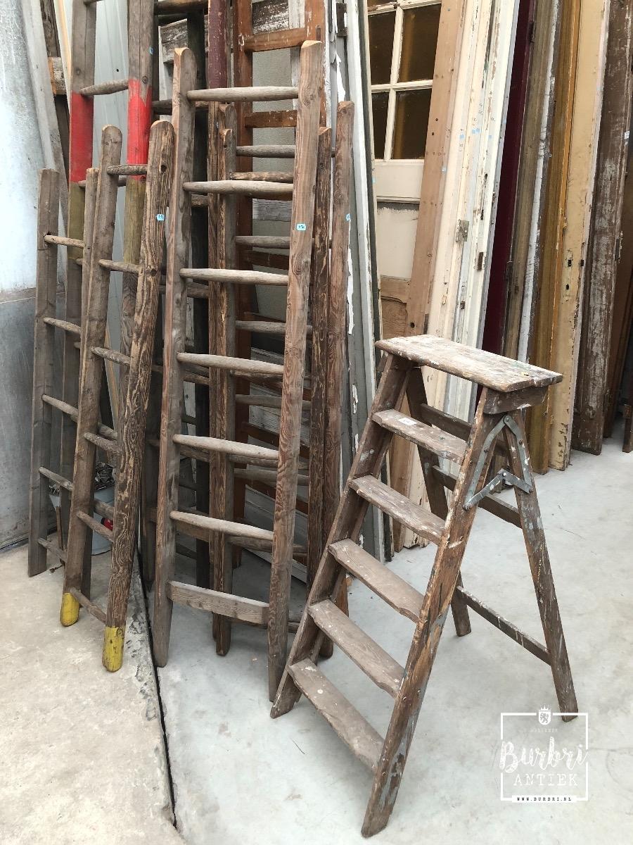 old wooden ladders - Antieke - Winkelinrichtingen - Burbri
